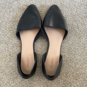 Aldo size 10 black flats